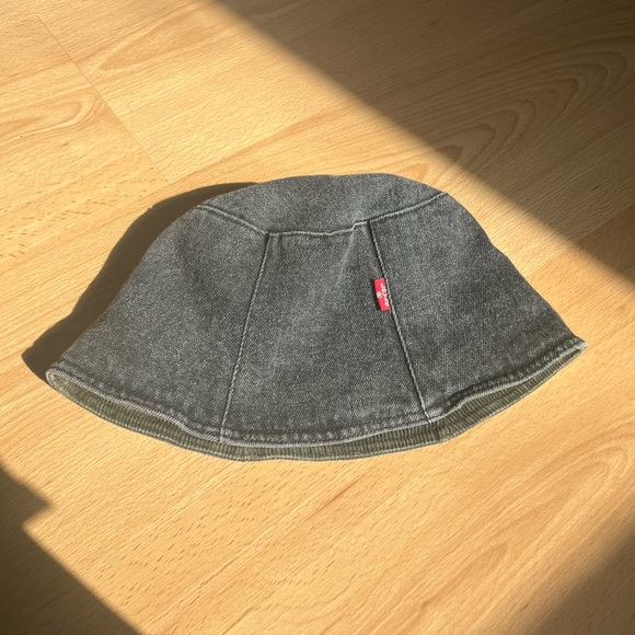 SOLD - Picture 4 of 4